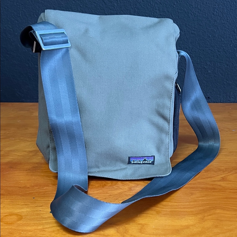 Patagonia Olive and Navy Messenger Bag